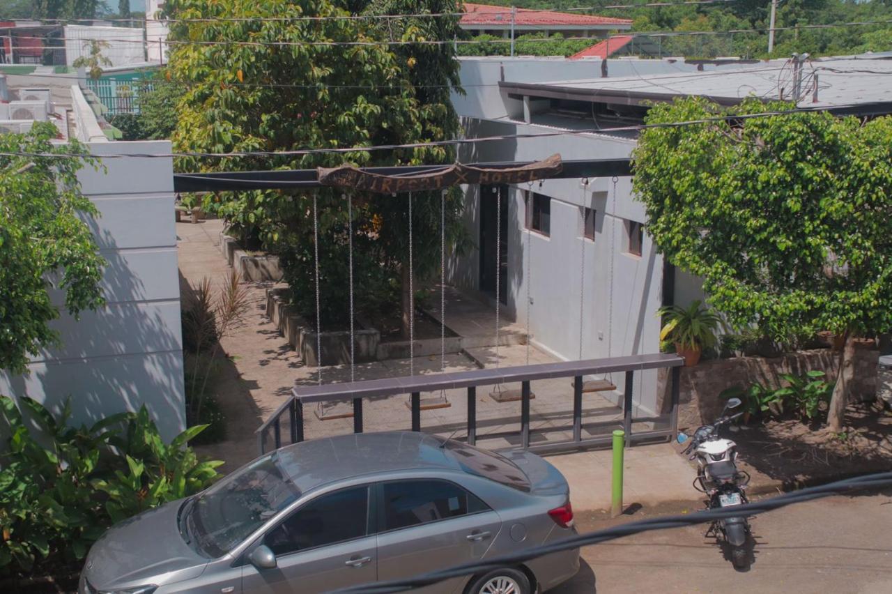 Airport X Managua Hotel Exterior foto